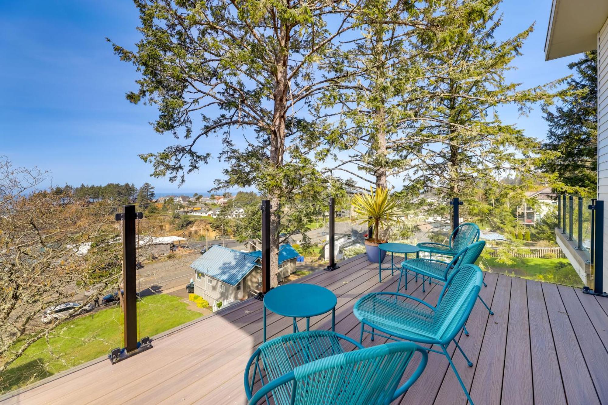 Scenic Depoe Bay Townhome With Deck Less Than 1 Mi To Parks! Buitenkant foto